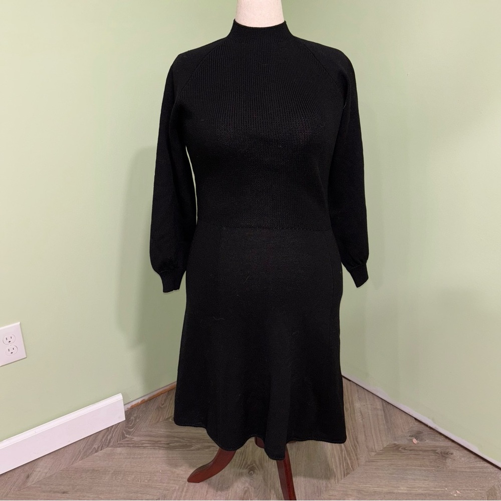 VTG St. John Santana Knit Midi Dress Mock Neck Designer Classic Women’s Sz L